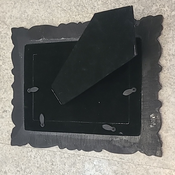 Resign Ornate Gold Picture Frame - Picture 4 of 6